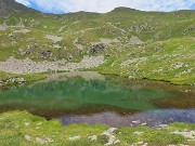 52 Lago Alto delle foppe (2260 m) con Monte Toro
